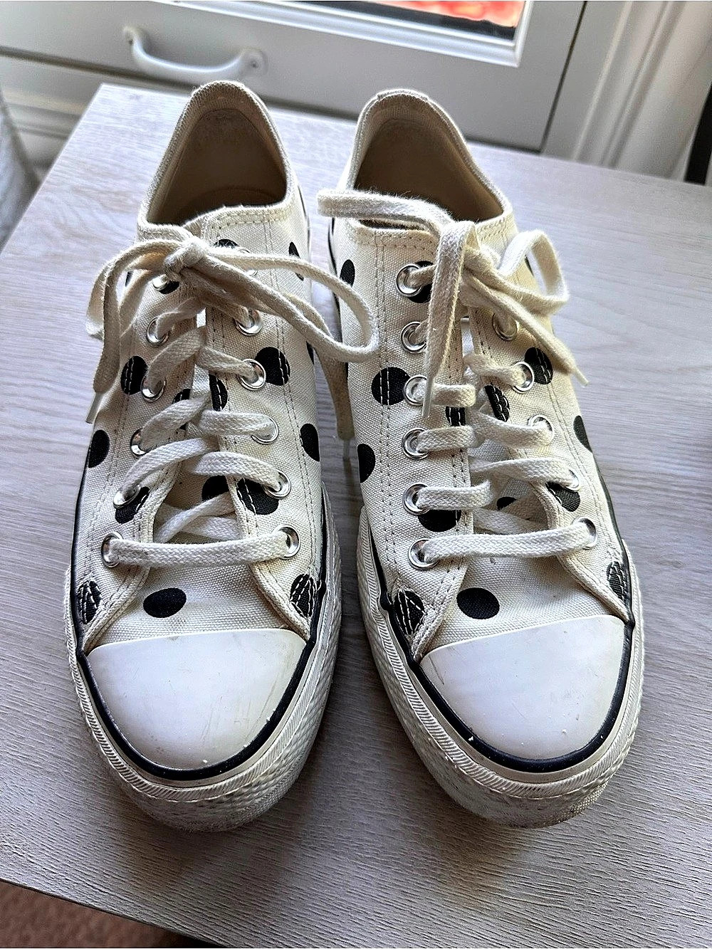Converse Chuck Taylor All Star Lift Platform Polka Dot Sneakers Women’s 8